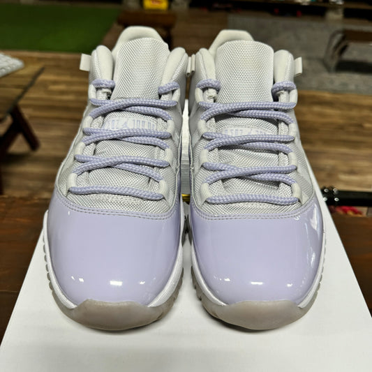 Jordan 11 Low 'Pure violet' Size 9.5W/8M