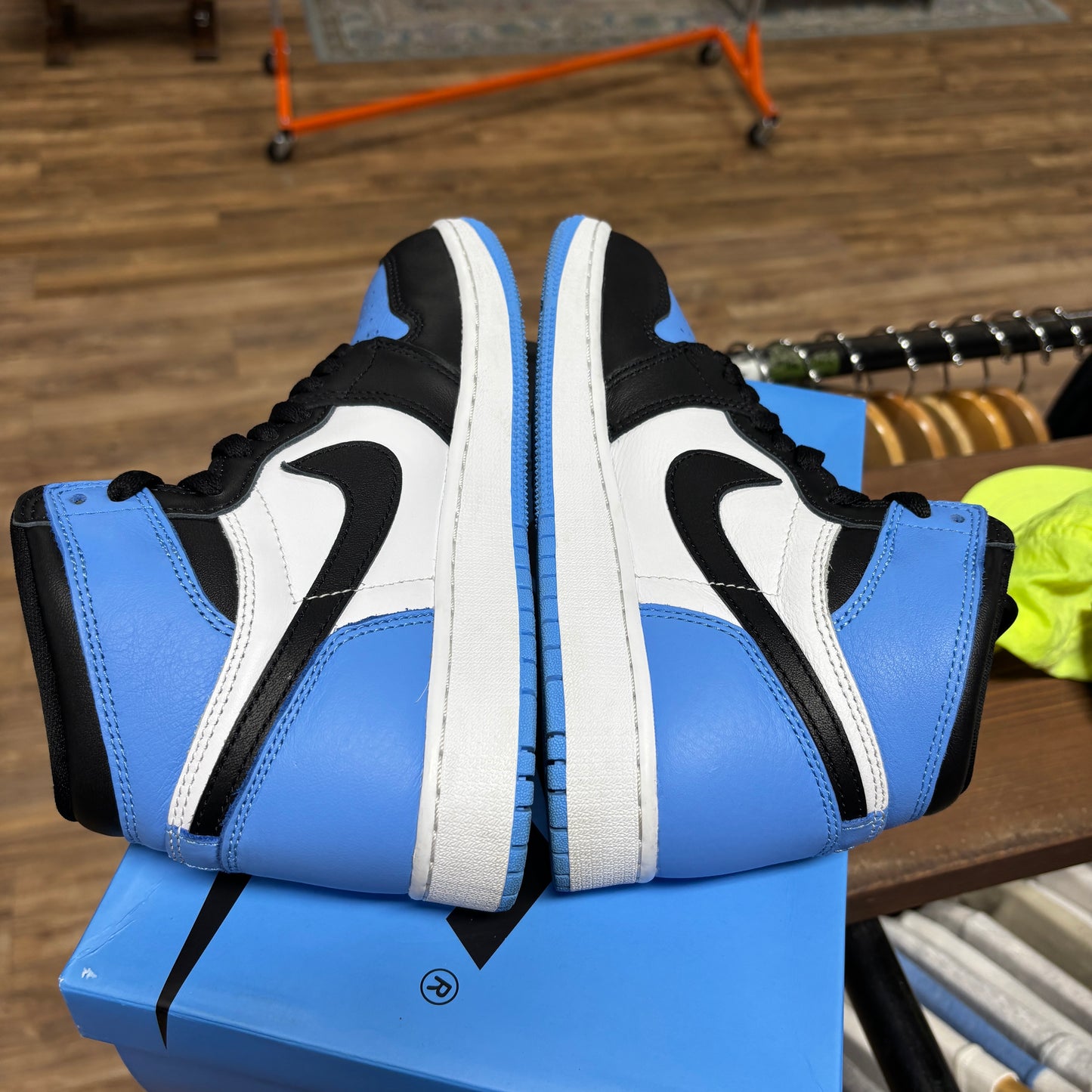 Jordan 1 'UNC Toe' Size 5Y
