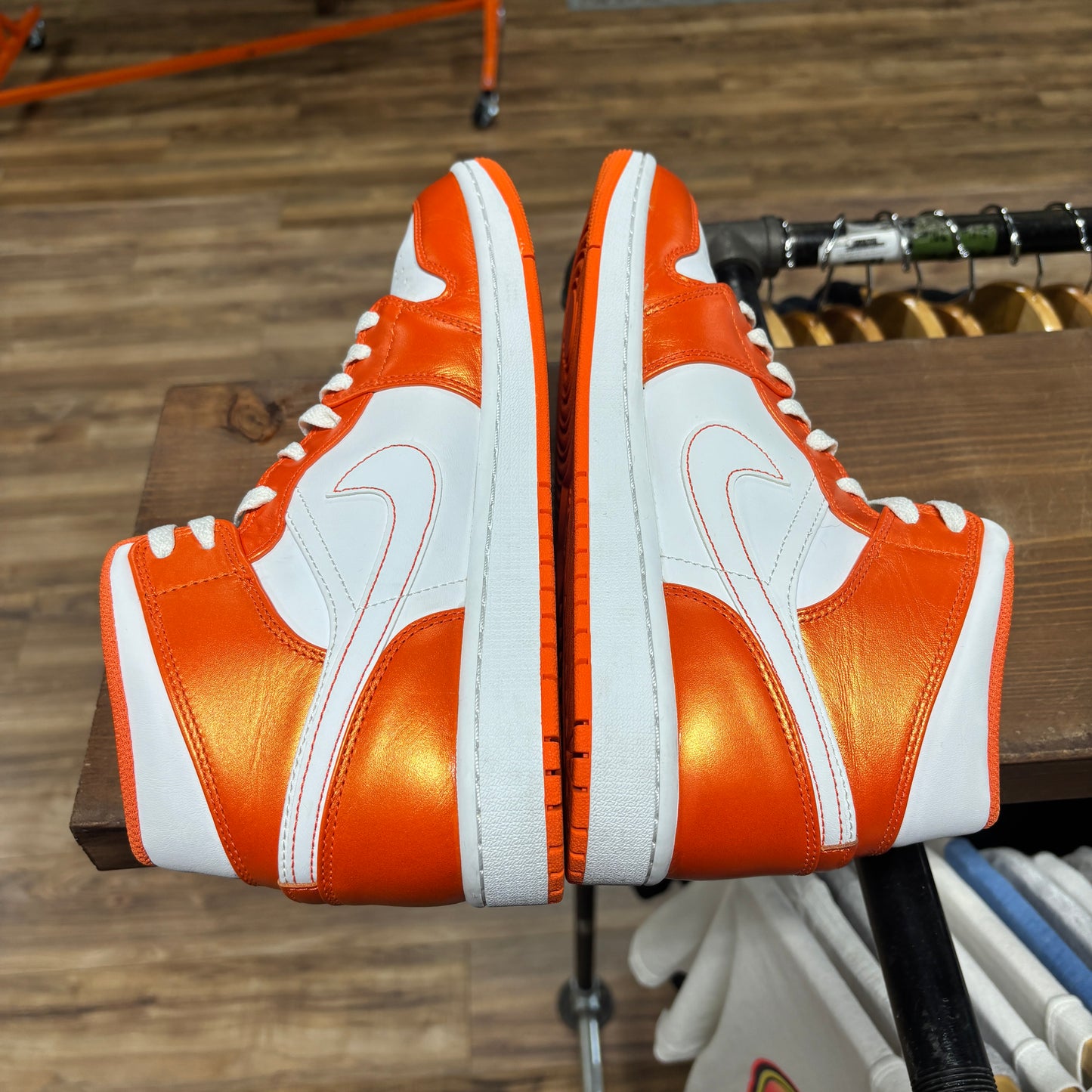 Jordan 1 Mid 'Metallic Orange' Size 10