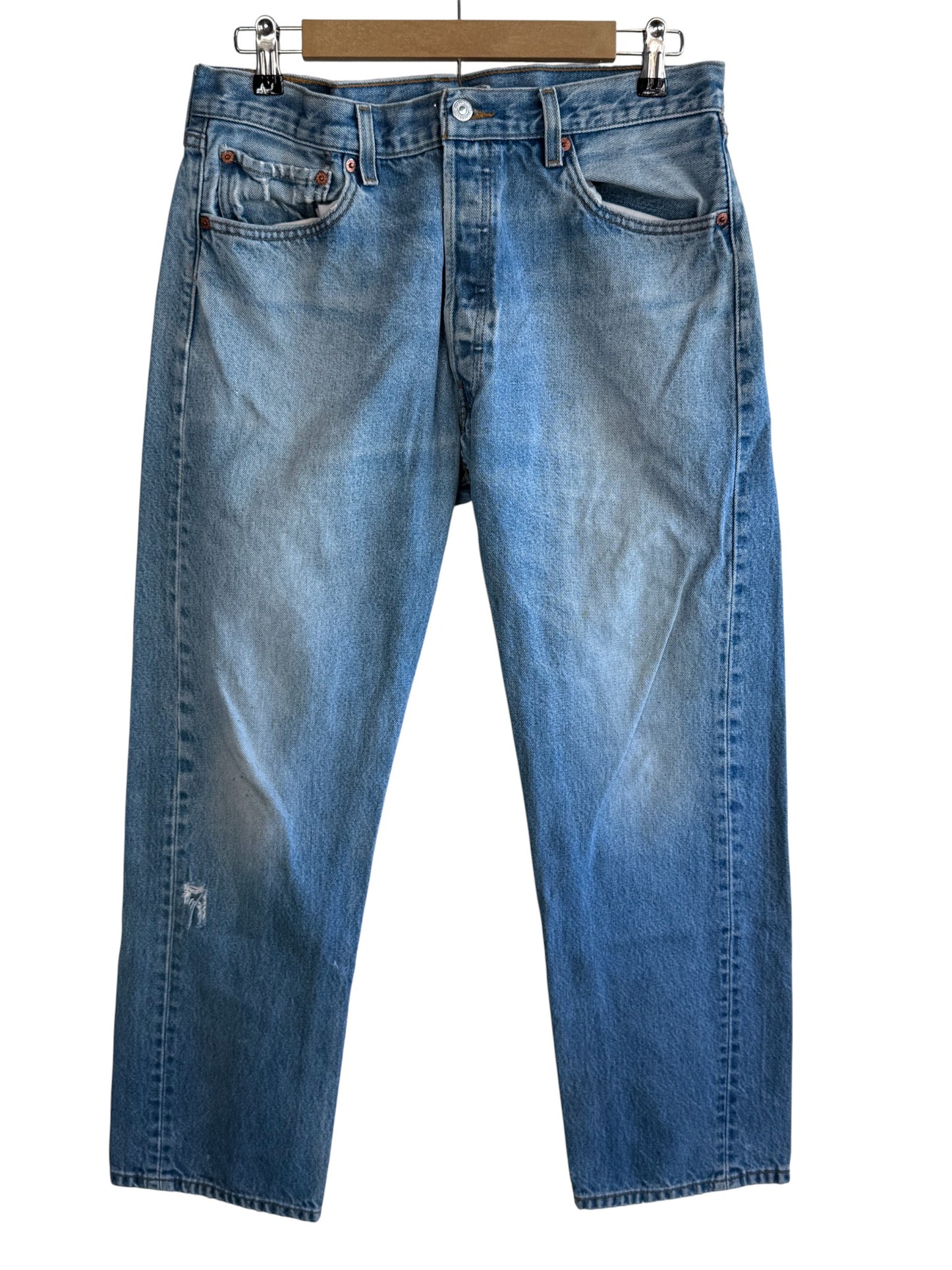 Vintage Levi's 501 Medium Wash Denim Jeans Size 33x28