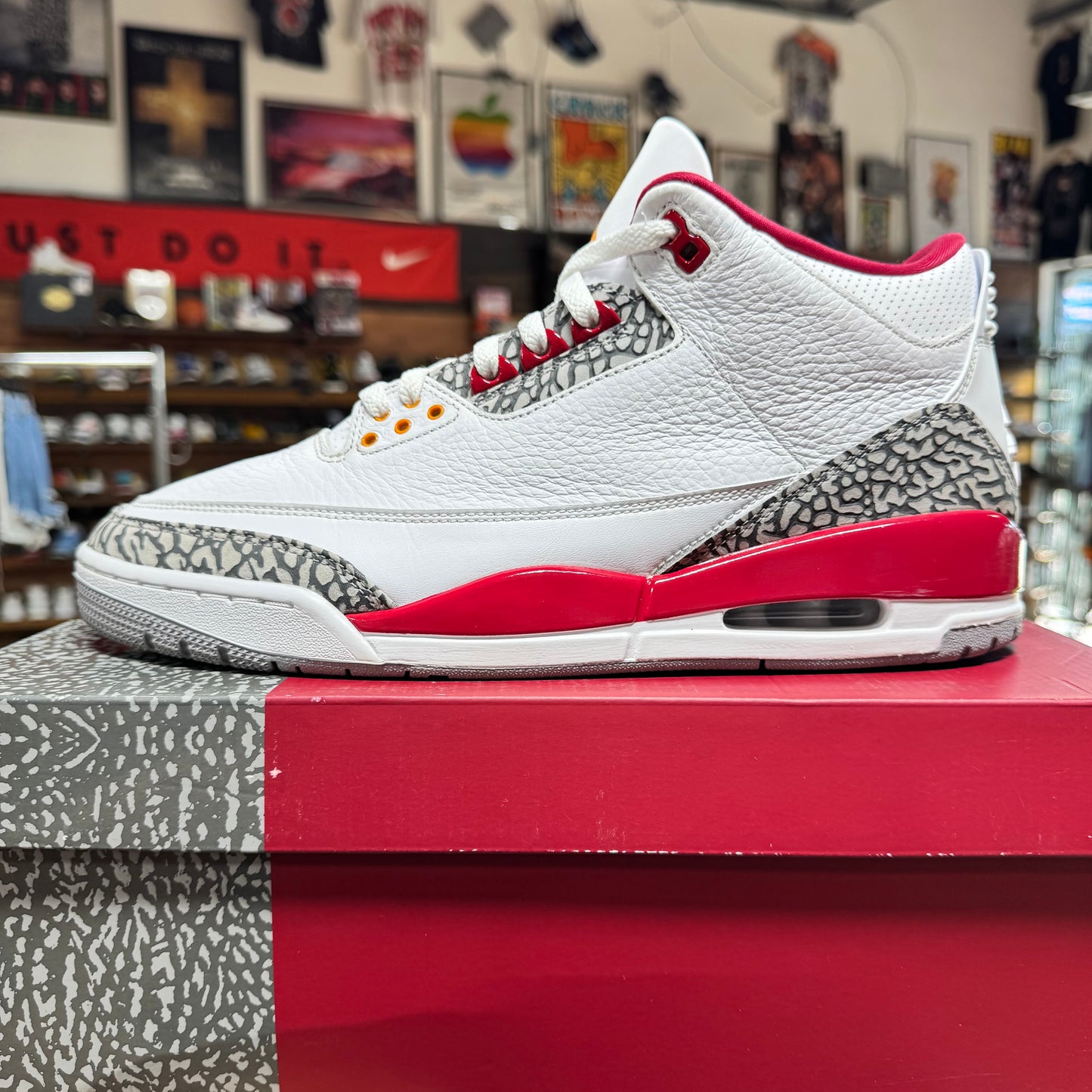 Jordan 3 'Cardinal' Size 12