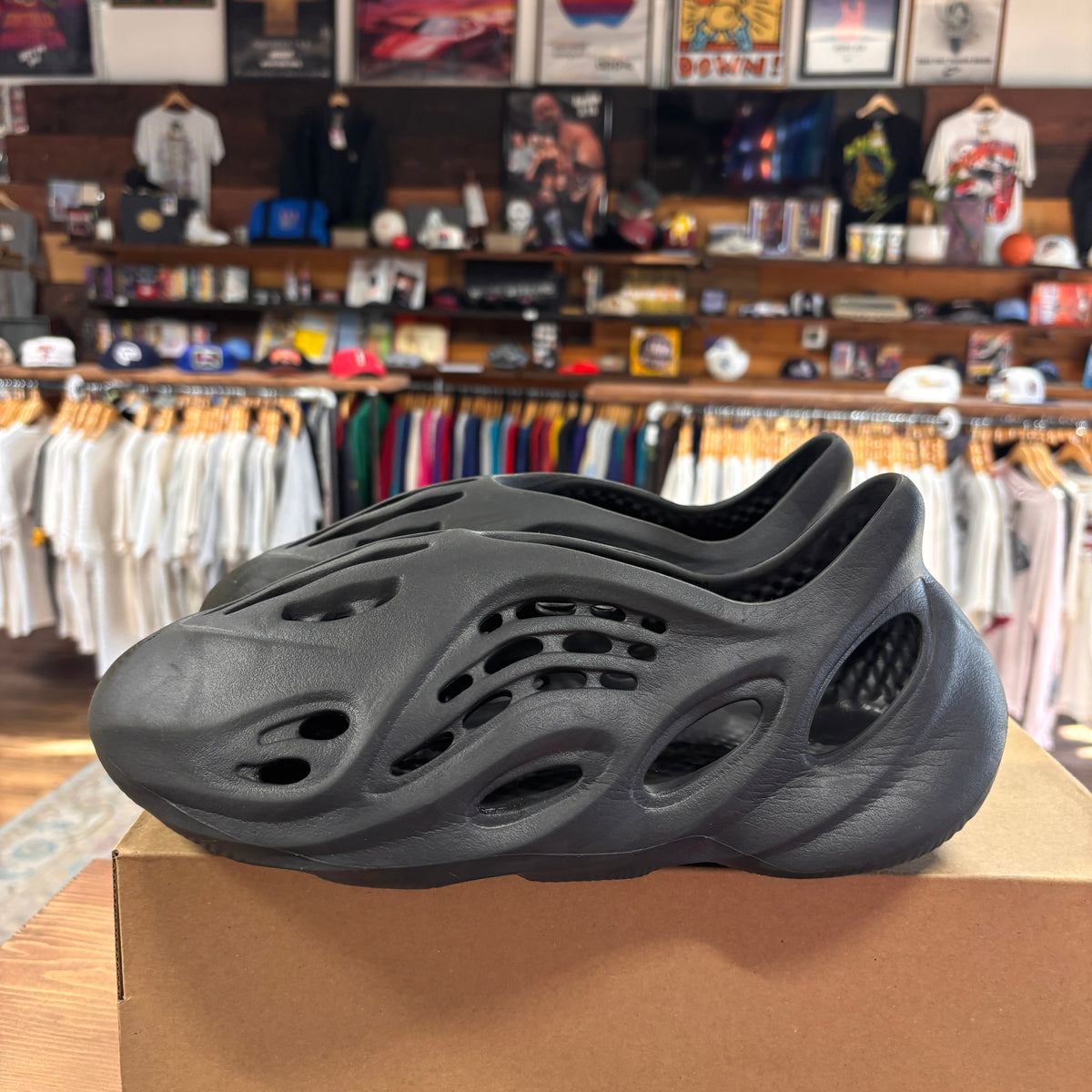Yeezy Foam Runner 'Onyx' Size 11