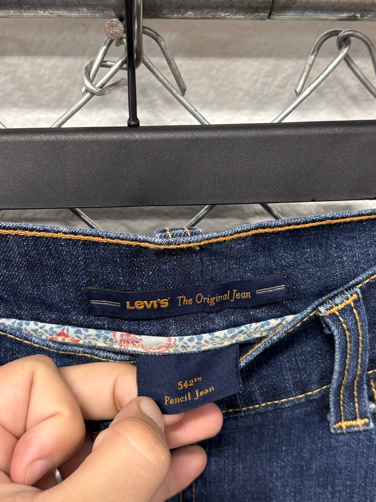 Levi's Women's 542 Pencil Jeans Size 34x31