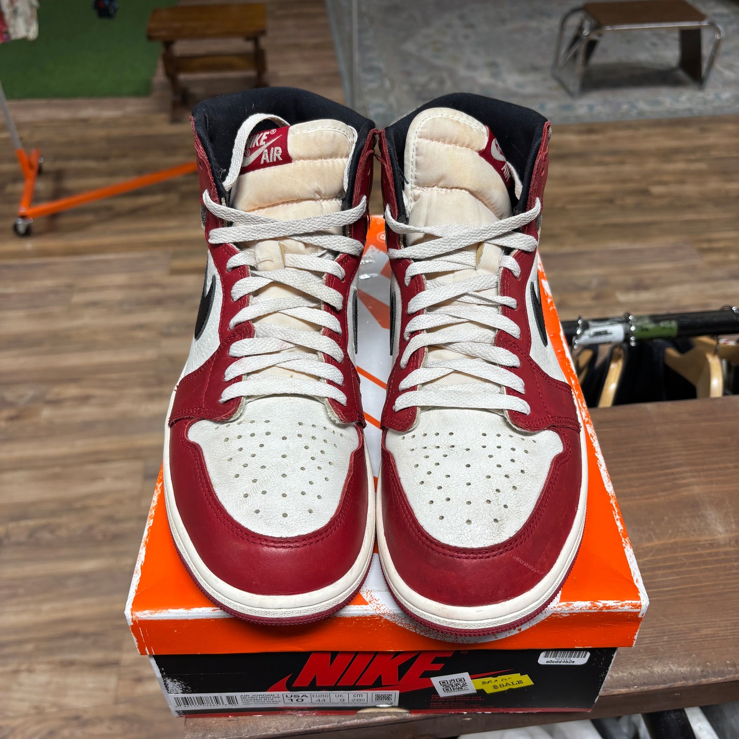 Jordan 1 'Lost & Found' Size 10