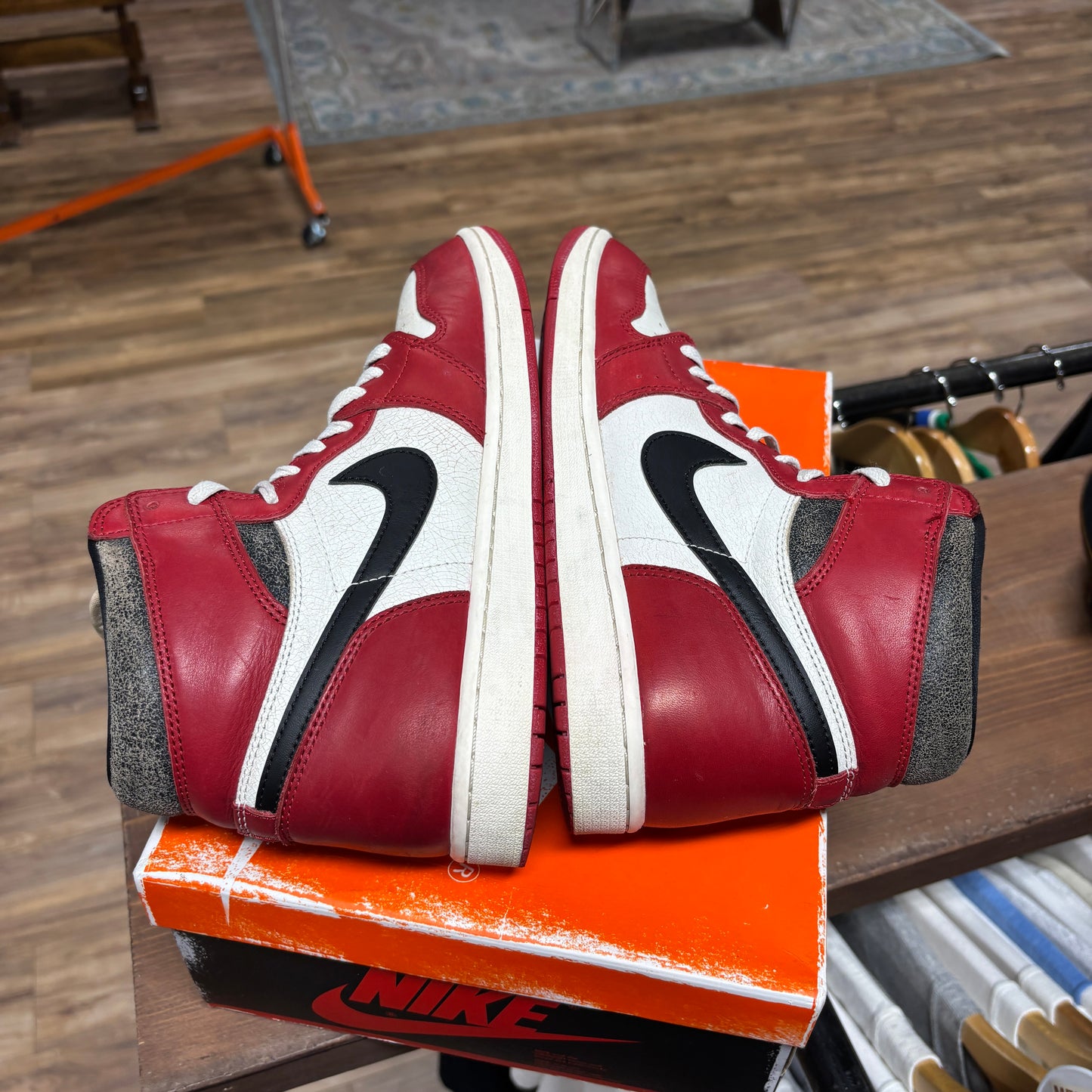 Jordan 1 'Lost & Found' Size 10