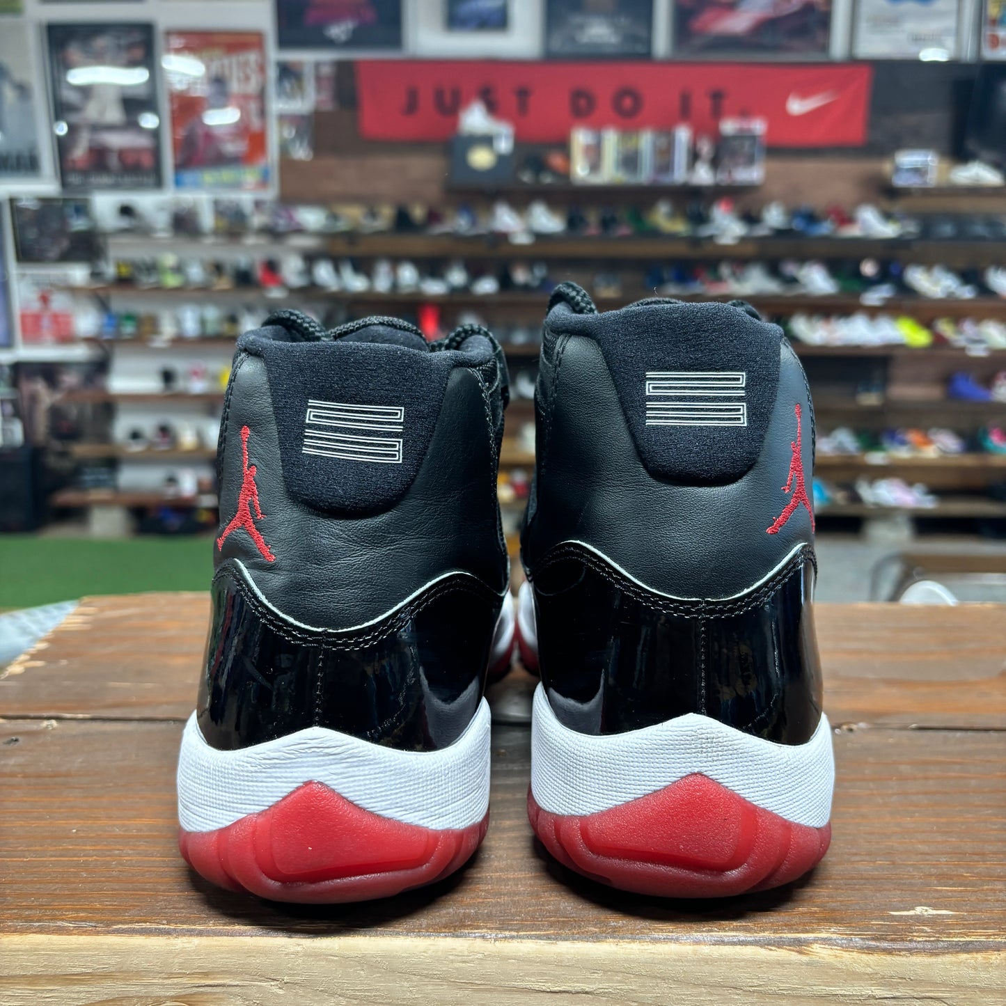 Jordan 11 'Bred' Size 11