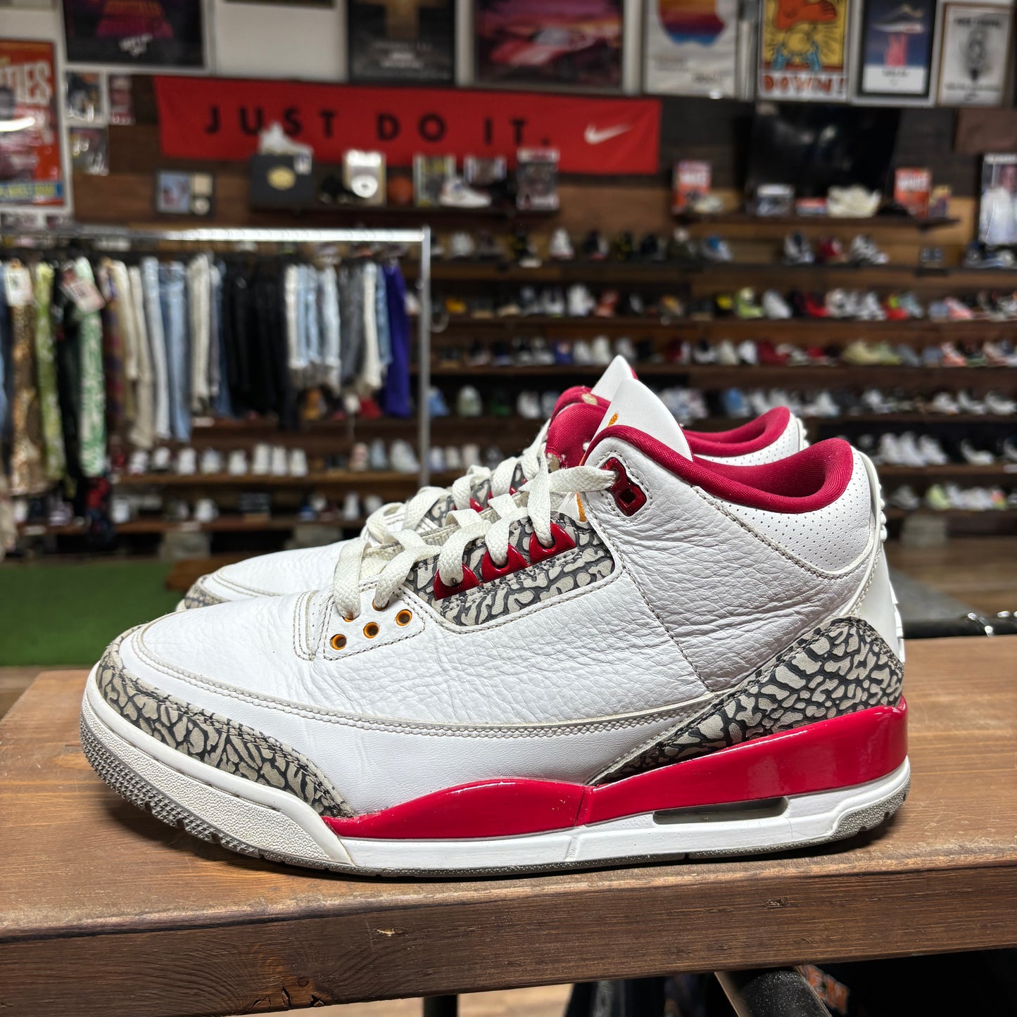 Jordan 3 'Cardinal' Size 10.5