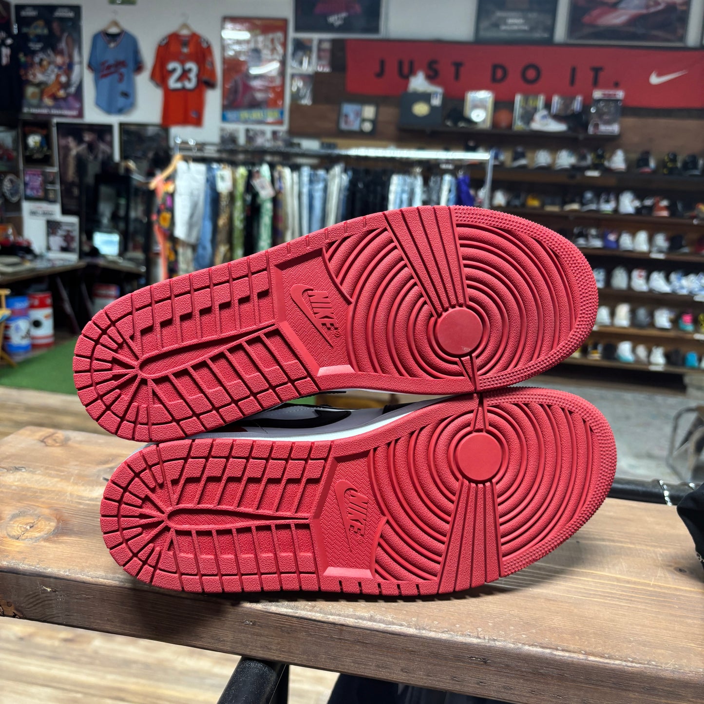 Jordan 1 Low 'Bred Toe' Size 12