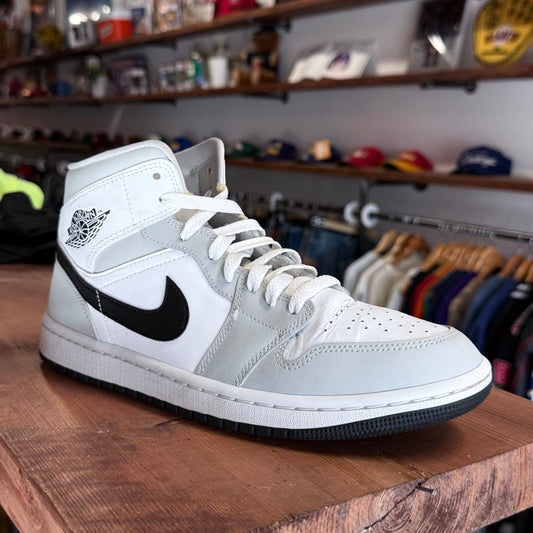 Jordan 1 Mid 'Grey Fog' Size 10W/8.5M