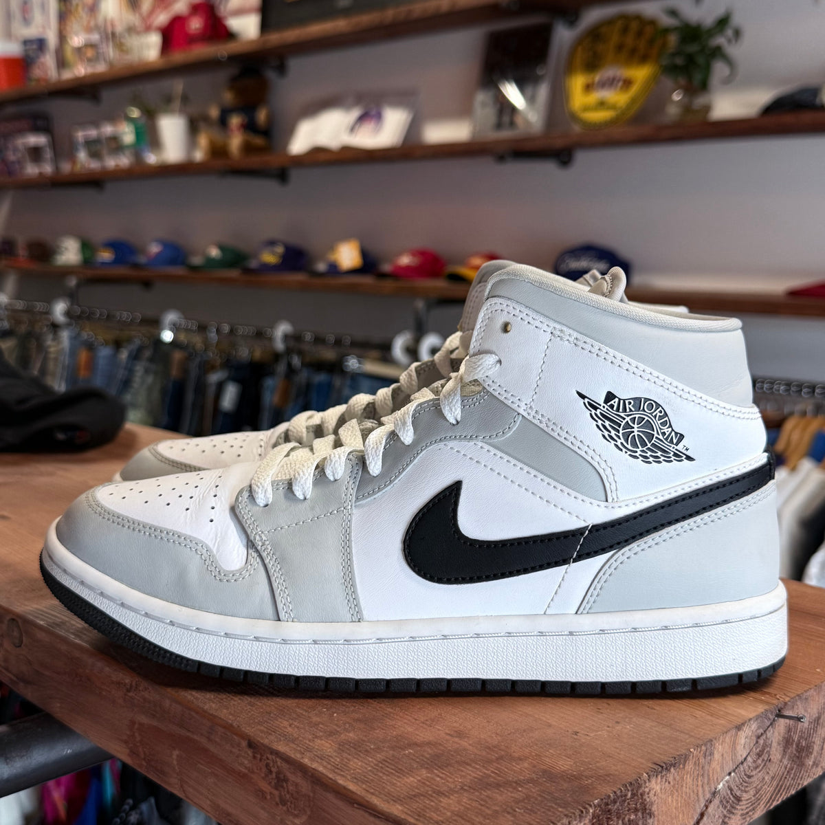 Jordan 1 Mid 'Grey Fog' Size 10W/8.5M