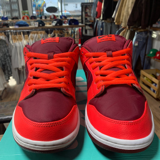 Nike SB Dunk Low 'Laser Crimson' Size 10.5