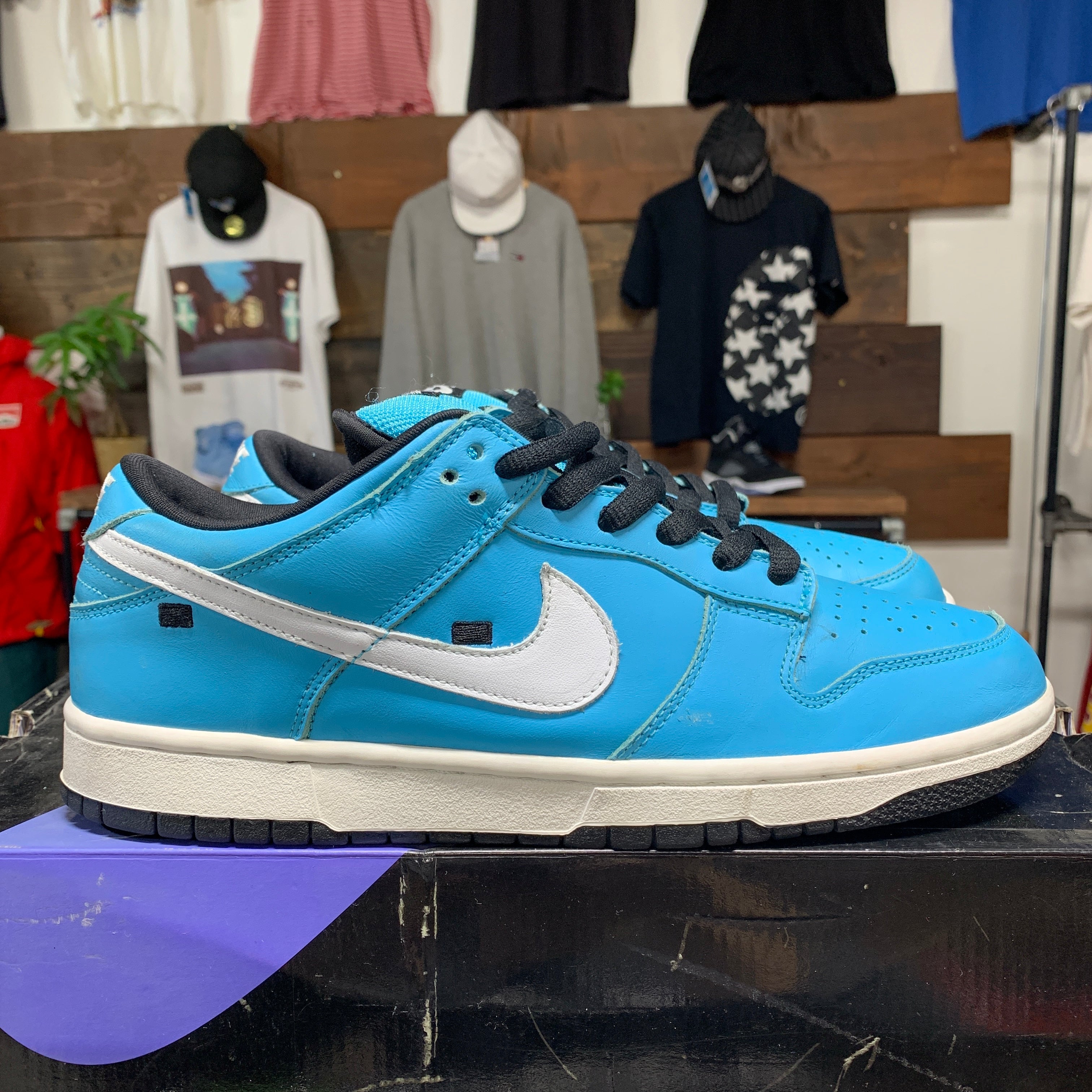 Nike SB Dunk Low 'Tokyo Taxi' Size 10 – the basement
