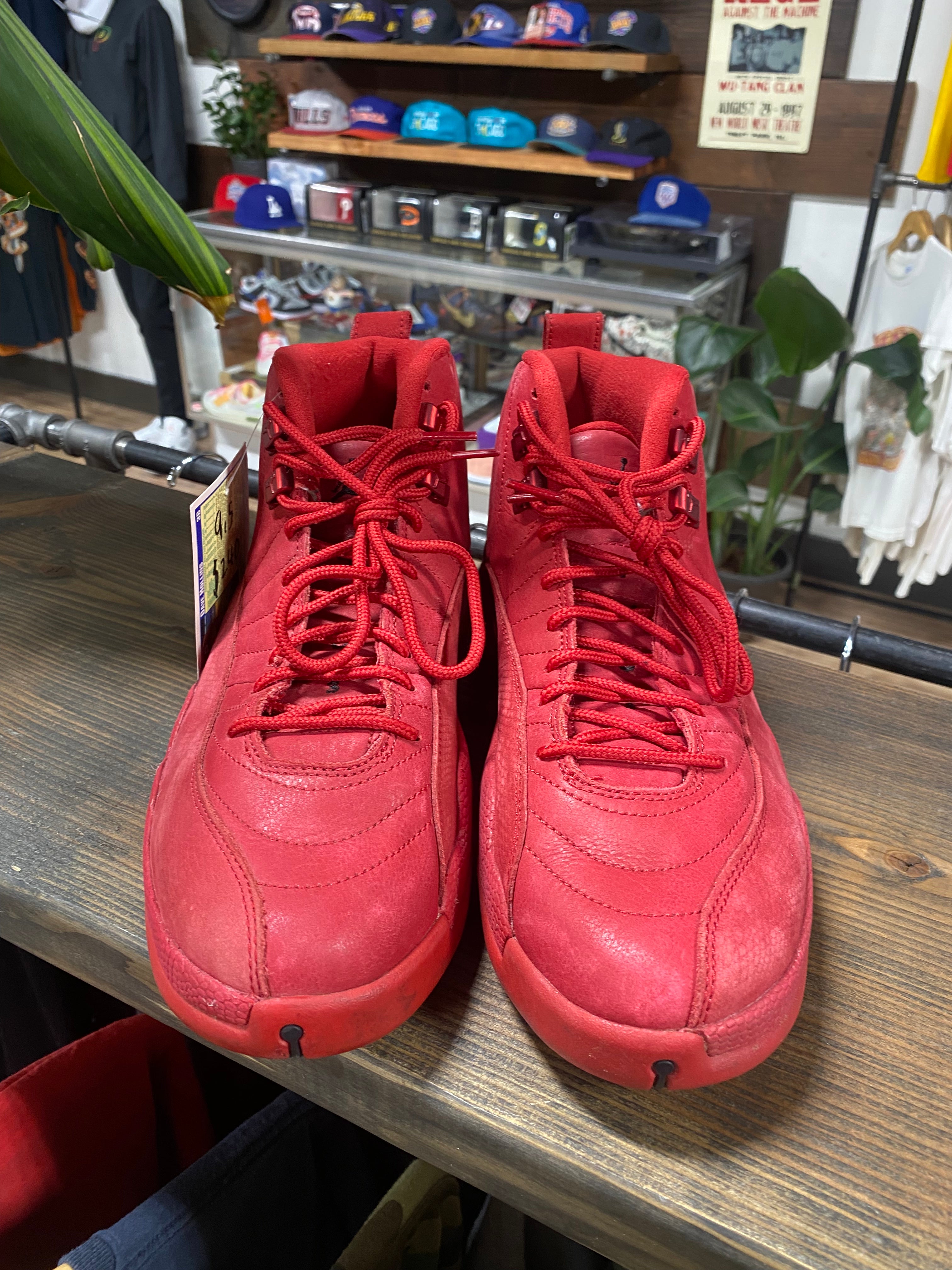 Retro 12 sale red suede